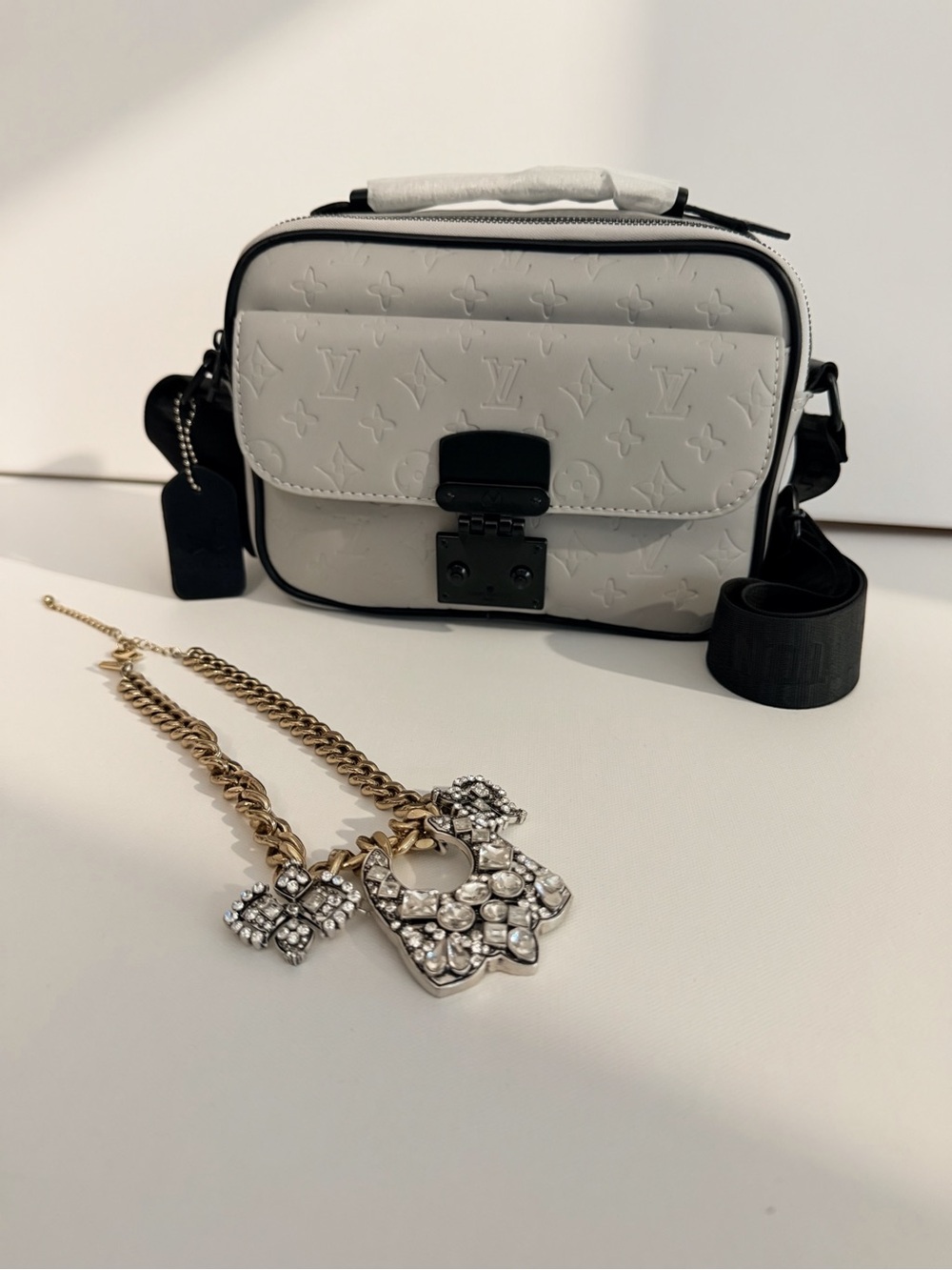 White House Black Market Necklace